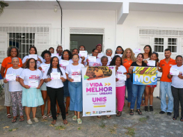 Programa Vida Melhor Urbano forma beneficiários em Feira de Santana com curso de Gestão de Negócios e entrega certificados